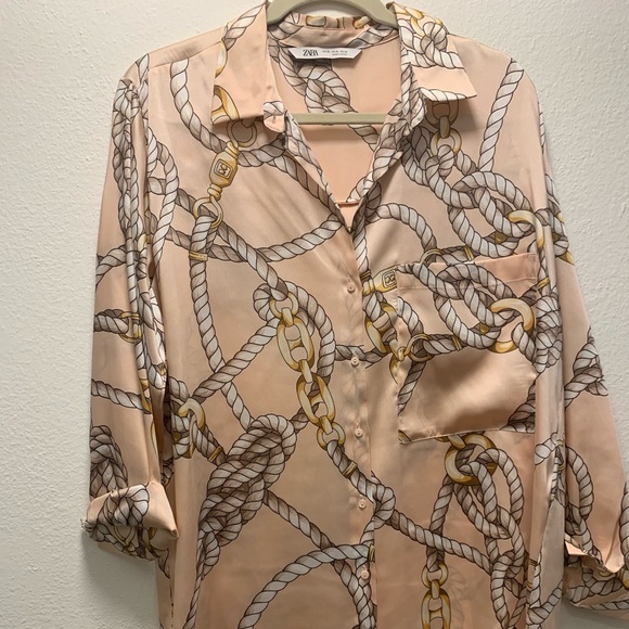 NWOT zara blouse in chain print - Picture 2 of 4